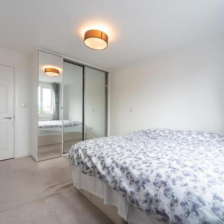 لندن Lovely Penthouse Near Canary Wharf المظهر الخارجي الصورة