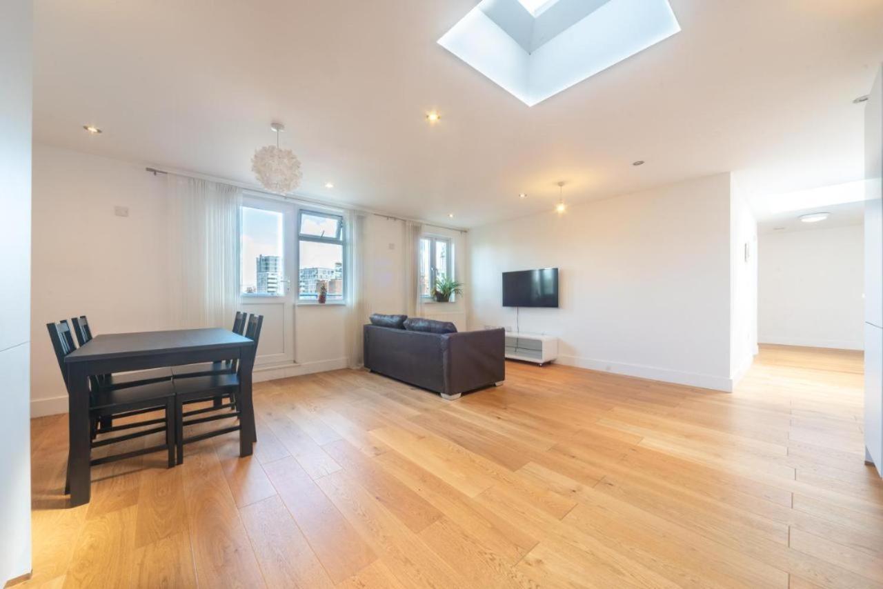 لندن Lovely Penthouse Near Canary Wharf المظهر الخارجي الصورة